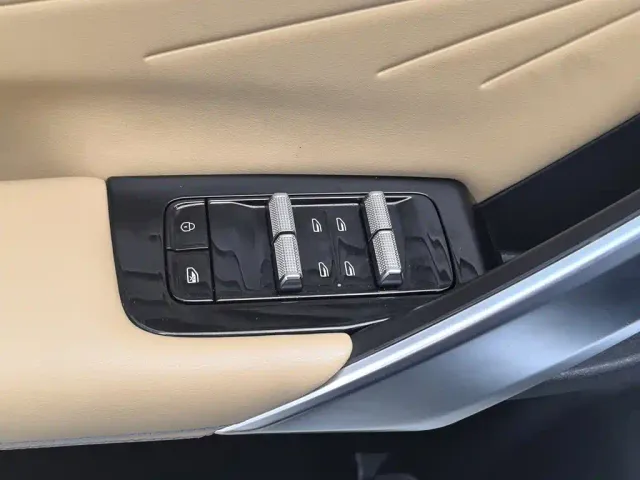 Geely Boyue L — Фото автомобиля 9