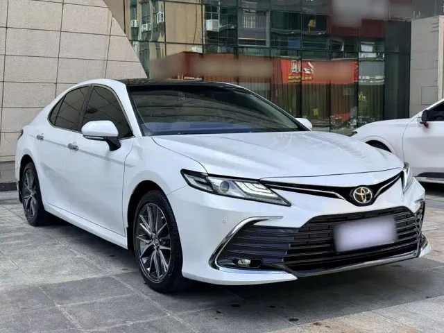 Toyota Camry — Фото автомобиля 9