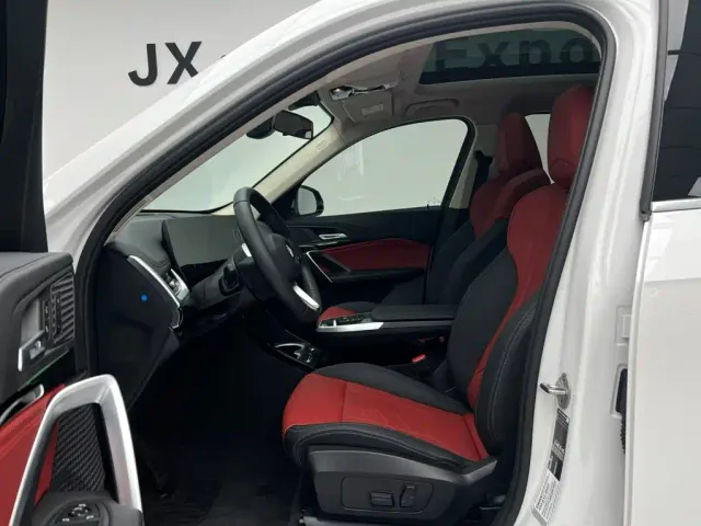 BMW X1 — Фото автомобиля 13