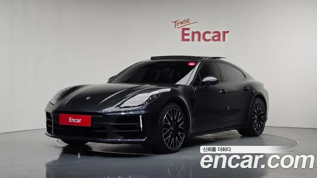 Фотография автомобиля — Porsche Panamera 976