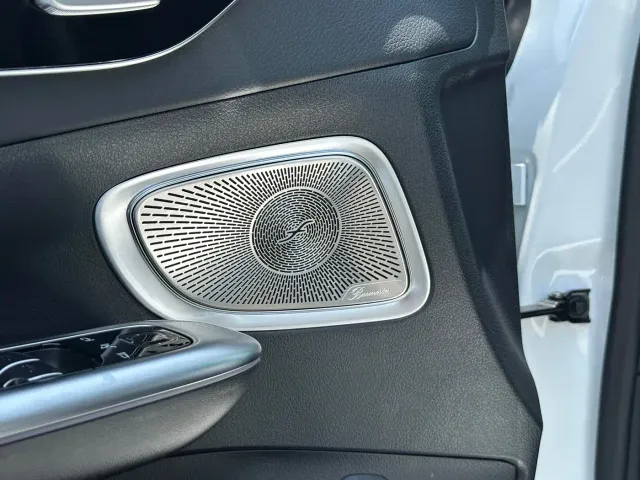 Mercedes-Benz C-Class — Фото автомобиля 13