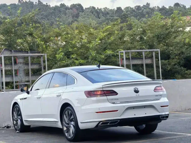 Volkswagen CC — Фото автомобиля 9