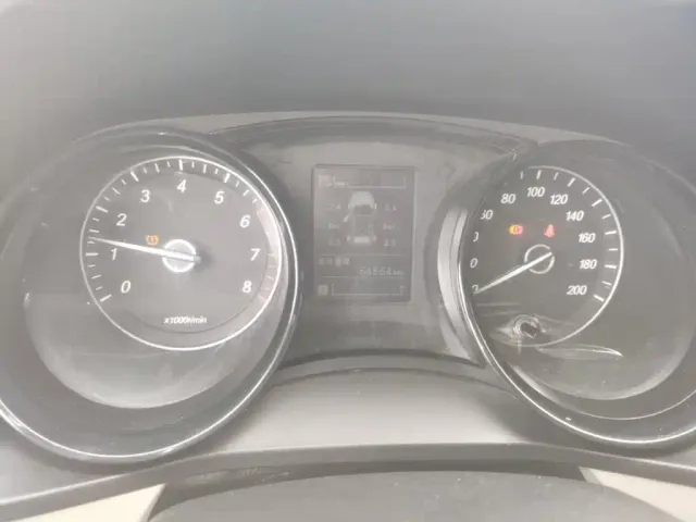 Wuling Zhengcheng — Фото автомобиля 11