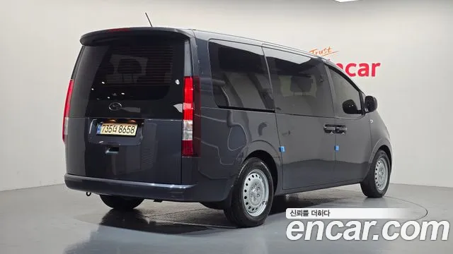 Hyundai Staria — Фото автомобиля 2