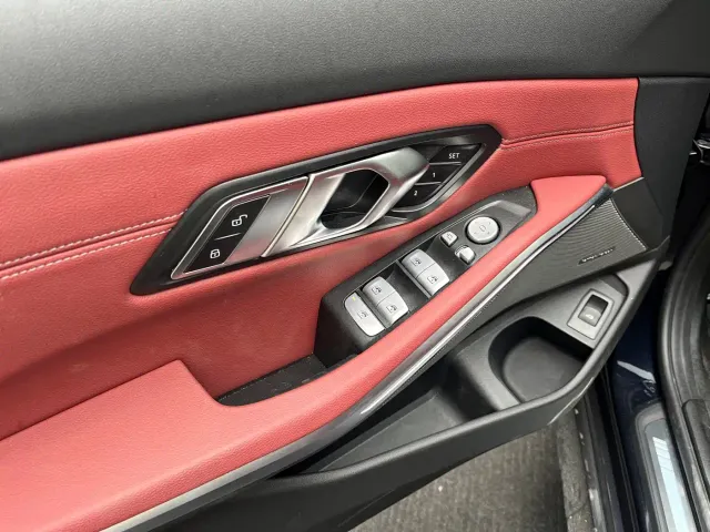 BMW 3 Series — Фото автомобиля 5