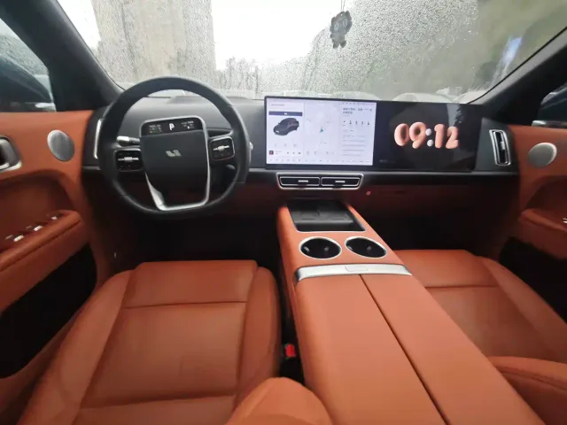 Li Auto L7 — Фото автомобиля 6