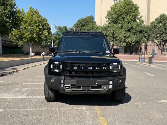 Jetour T2 — Фото автомобиля 2