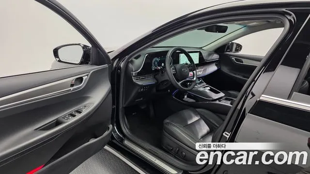 Hyundai Grandeur New — Фото автомобиля 15