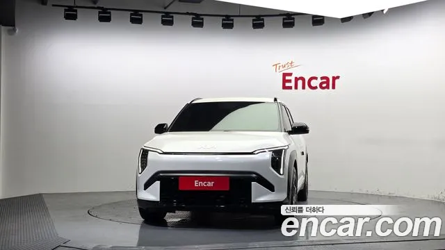 Kia EV3 — Фото автомобиля 3