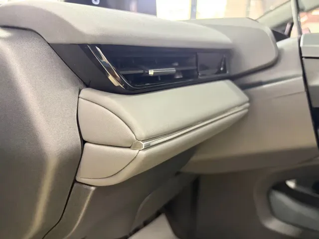 Toyota bZ3 — Фото автомобиля 16