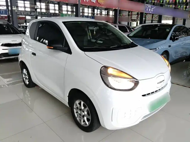 Roewe Clever — Фото автомобиля 3