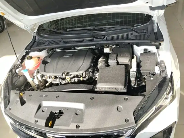 Geely Binrui — Фото автомобиля 19