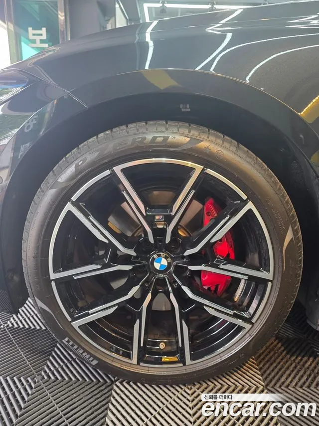 BMW 4 Series G22 — Фото автомобиля 12
