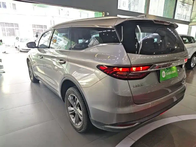 Geely Jia Ji 2022 1.8TD DCT Platinum Comfort — Фото автомобиля 4