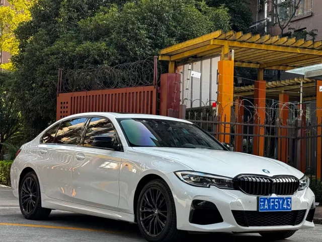 BMW 3 Series — Фото автомобиля 3