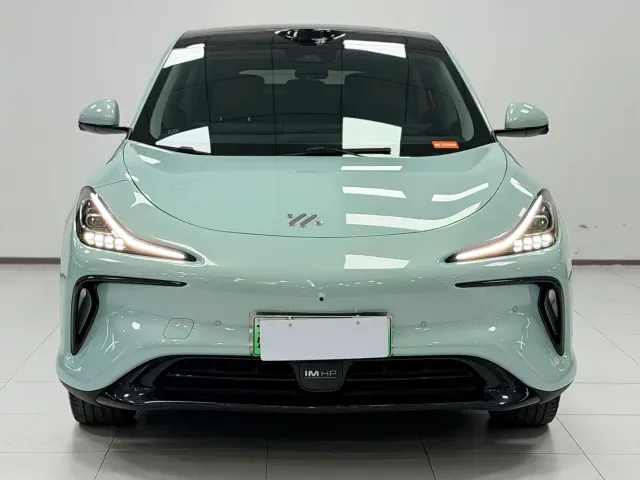 IM Motors LS6 — Фото автомобиля 2