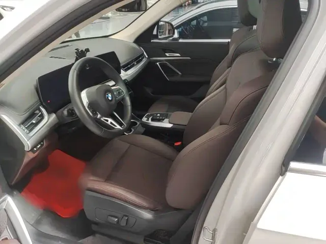 BMW X1 — Фото автомобиля 14