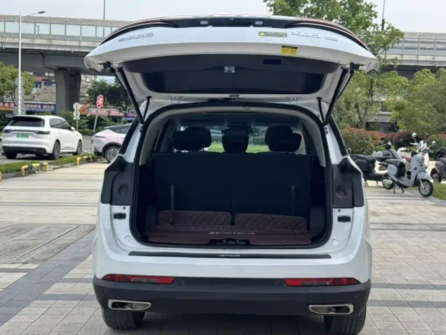 Jetour X90 Pro — Фото автомобиля 14