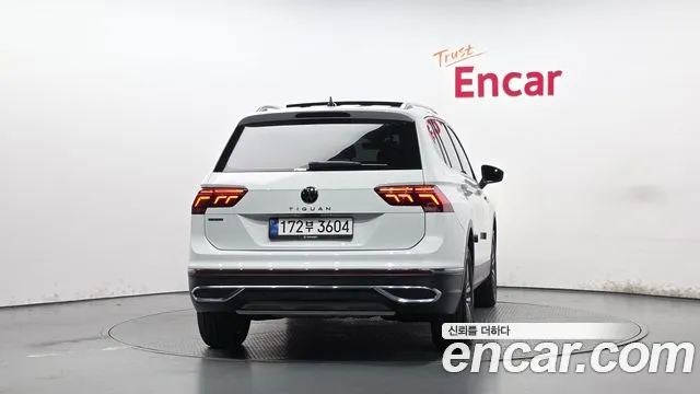 Volkswagen Tiguan — Фото автомобиля 4