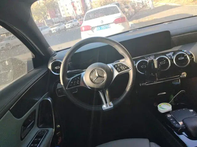 Mercedes-Benz A-Class — Фото автомобиля 15