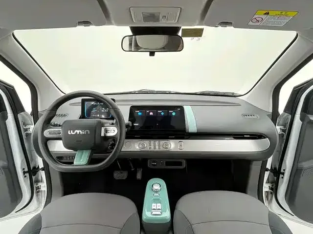 Changan Lumin — Фото автомобиля 9