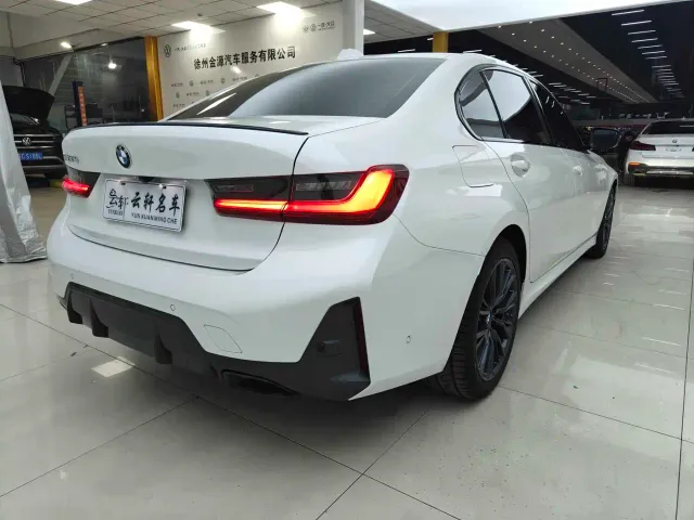 BMW 3 Series — Фото автомобиля 12