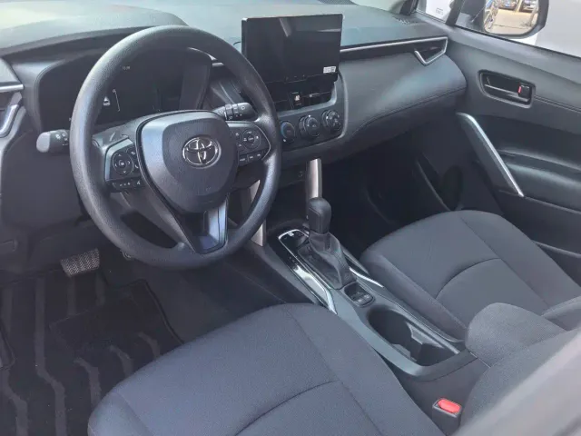 Toyota Corolla Cross — Фото автомобиля 9