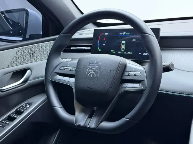 BYD Qin PLUS — Фото автомобиля 9