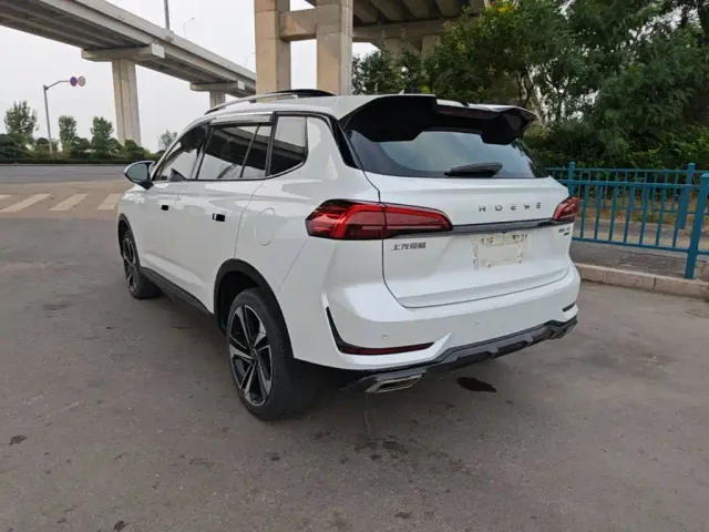 Roewe RX5 Max — Фото автомобиля 4