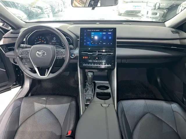 Toyota Avalon — Фото автомобиля 13