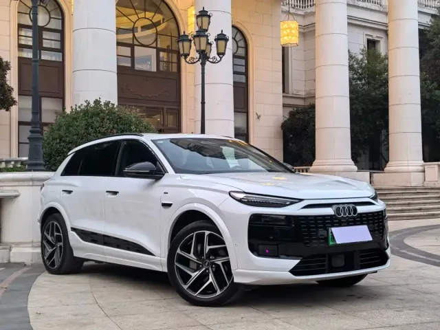 Audi Audi Q6L e-tron 2025 Model Pioneer Edition — Фото автомобиля 3