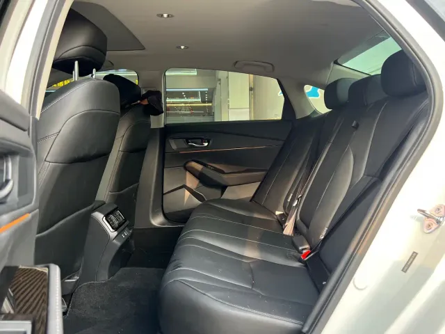 Honda Accord — Фото автомобиля 8