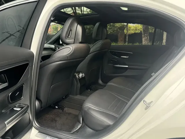 Mercedes-Benz C-Class — Фото автомобиля 11