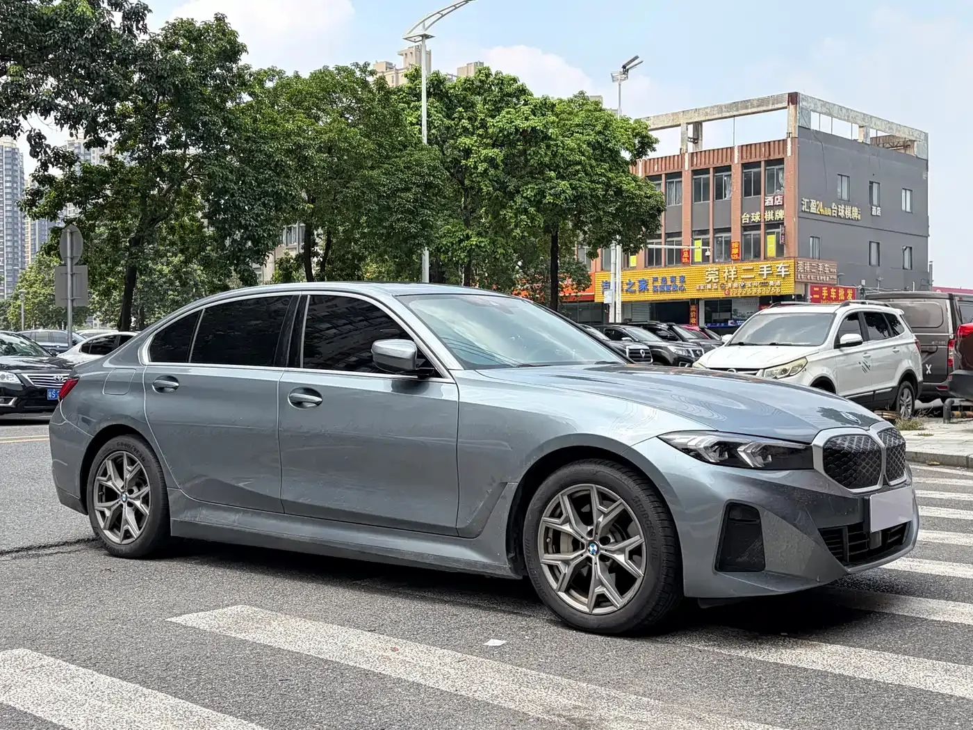 BMW BMW i3 2025 eDrive 35 L — Фото автомобиля 3
