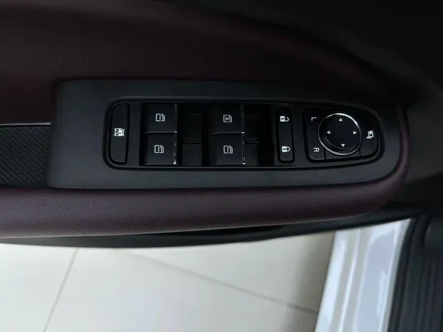 GAC Trumpchi M6 — Фото автомобиля 16