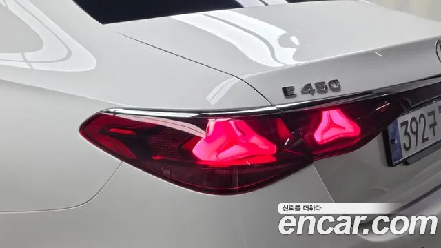 Mercedes-Benz E-Class W214 — Фото автомобиля 23