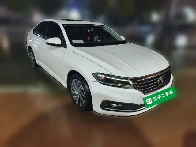 Volkswagen Lavida — Фото автомобиля 23