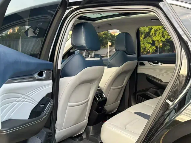 Geely Xingrui — Фото автомобиля 14