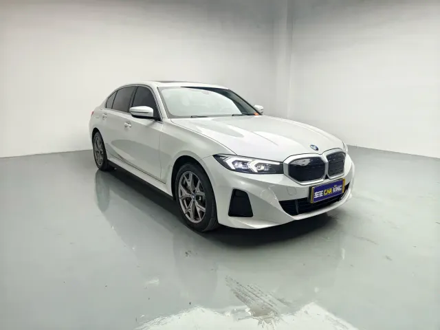 BMW i3 — Фото автомобиля 3