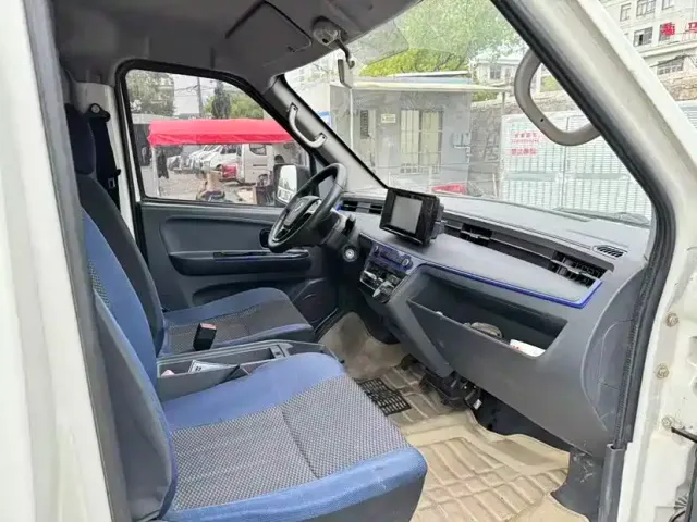 Dongfeng Yufeng EM27 — Фото автомобиля 7