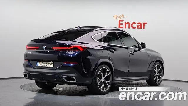 BMW X6 xDrive40i M Sport — Фото автомобиля 2