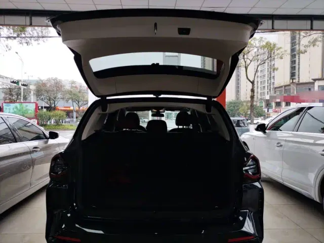 BMW X3 — Фото автомобиля 14