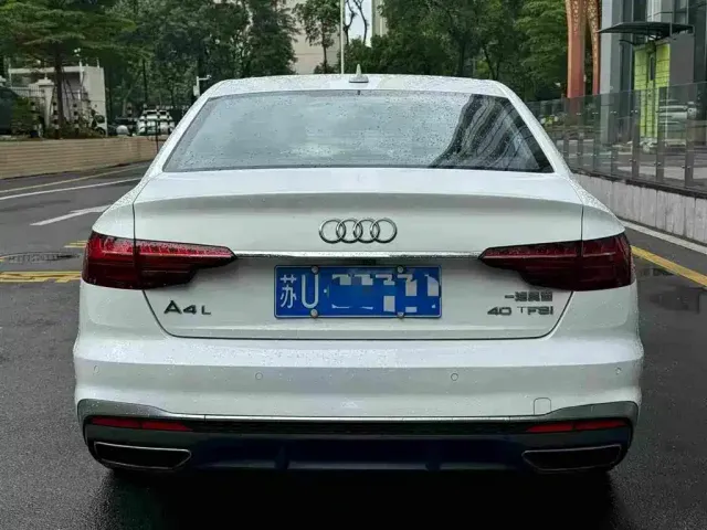Audi A4L — Фото автомобиля 5