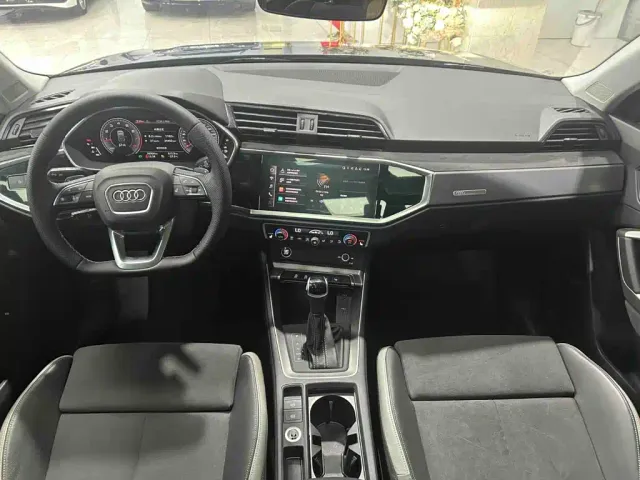 Audi Q3 — Фото автомобиля 7