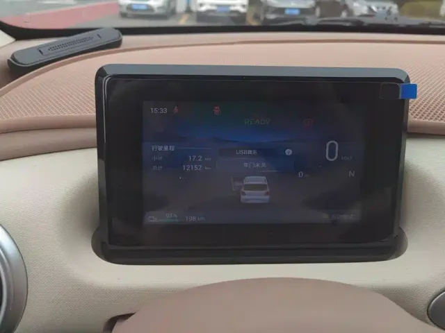 Wuling Hongguang Mini EV — Фото автомобиля 14