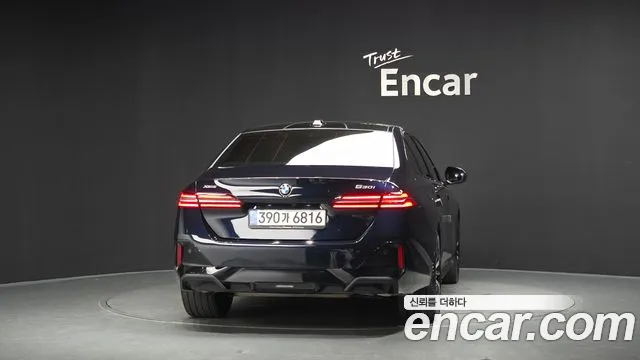 BMW 5-Series 5 серия (G60) 530i xDrive M Sport — Фото автомобиля 3
