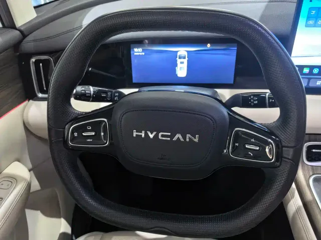 Hycan V09 — Фото автомобиля 11