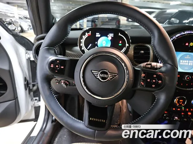 MINI Cooper — Фото автомобиля 7
