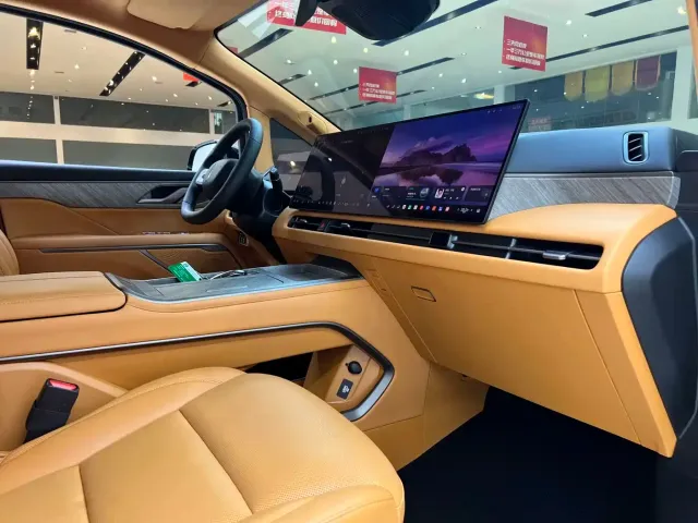 Wey Alpine — Фото автомобиля 13