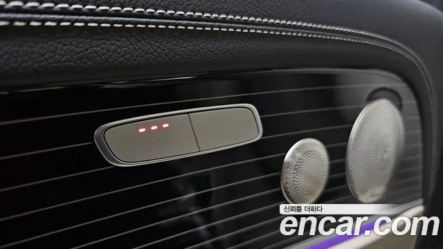 Mercedes-Benz E-Class — Фото автомобиля 27